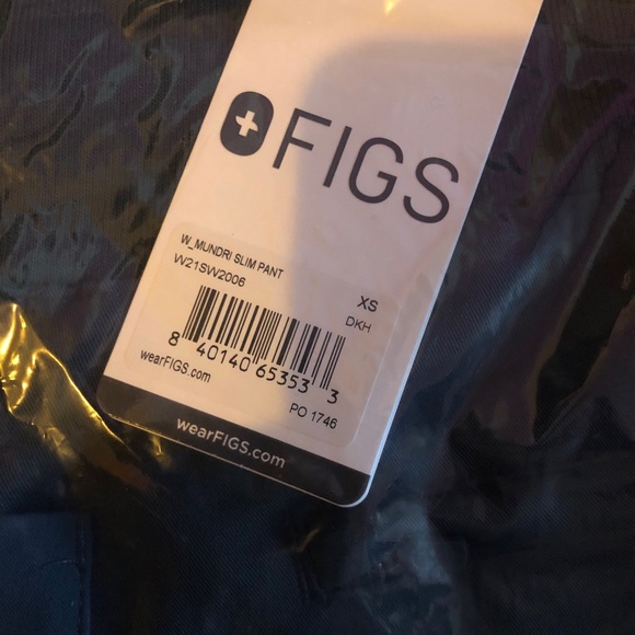 FIGS Women’s Mundri Scrub pants- Dark Harbor - Picture 6 of 9